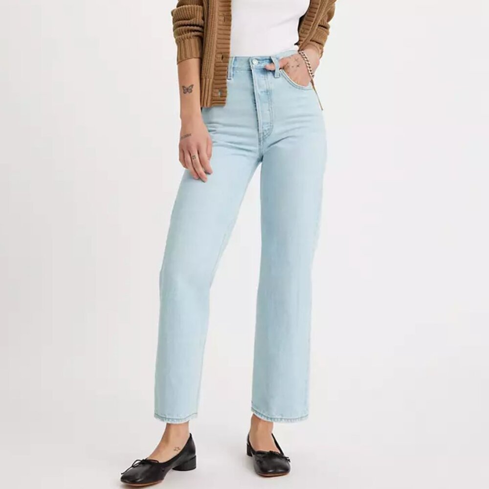 Levi’s ribcage straight ankle 27 Light wash Ojai Shore